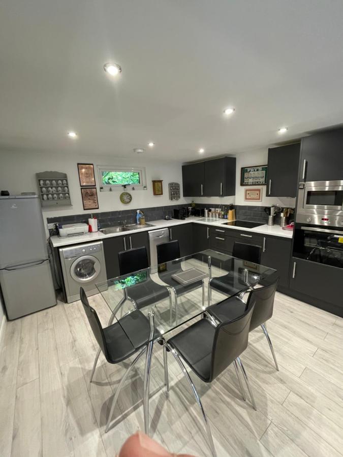 The Cabin, Arkley, Barnet Apartment Bagian luar foto